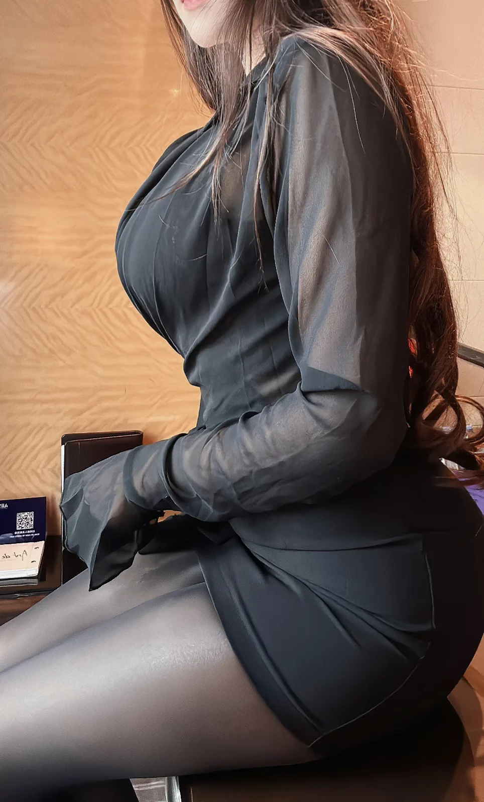 Coco West yyy NO 026 Hotel socks and taking photos 17P 4V277MB