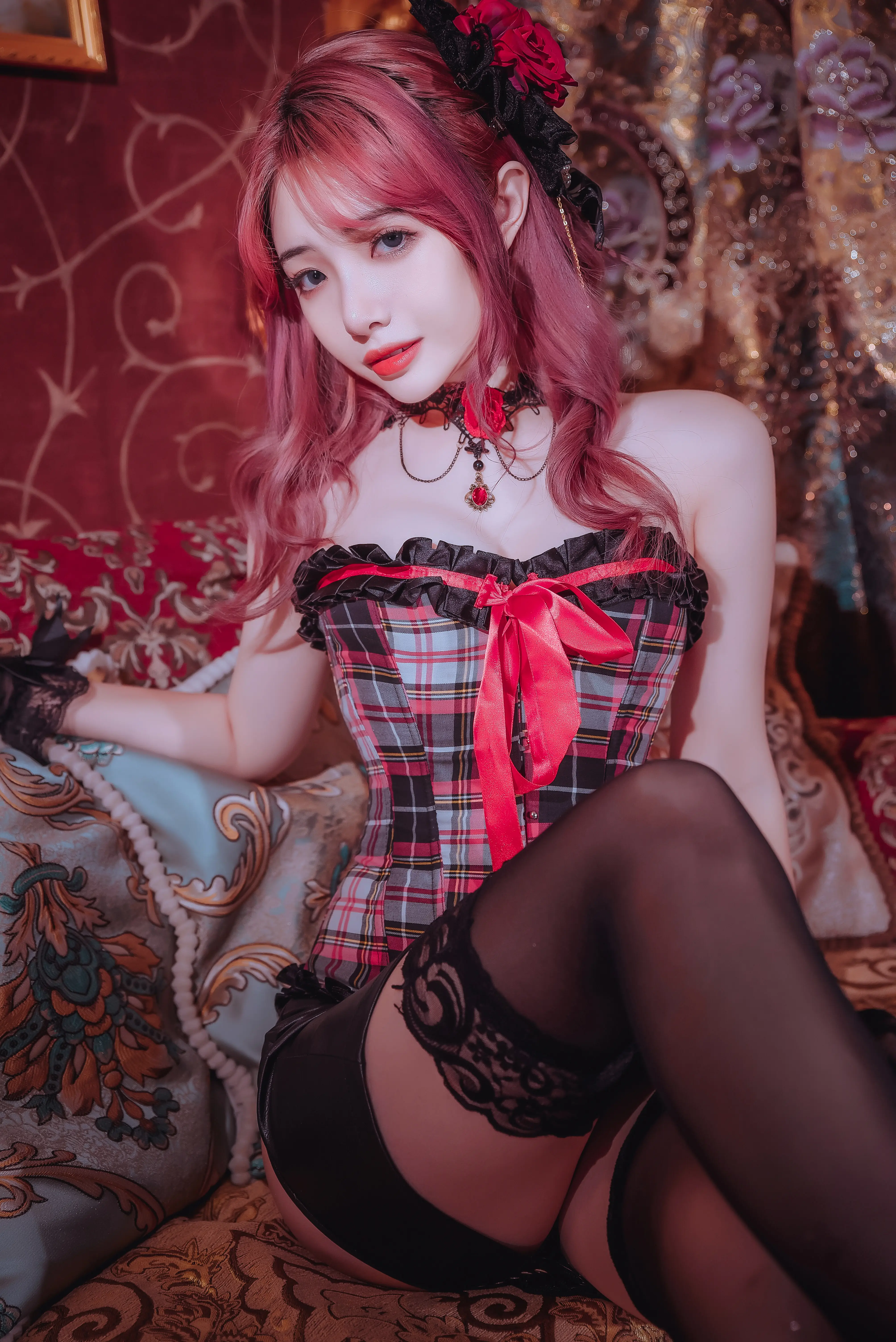 [COSPLAY] Wenmei is unreasonable - NO.036 Red and Black Grid [9P-129MB]