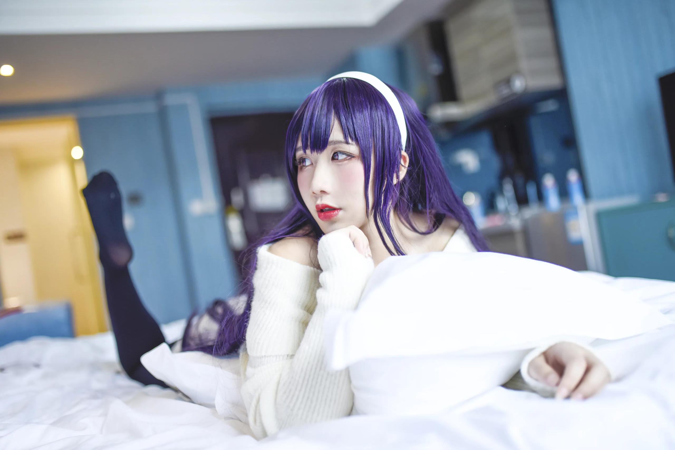 [COSPLAY] 2018-05-04ãJiuqu Jeanãsweater black stockings