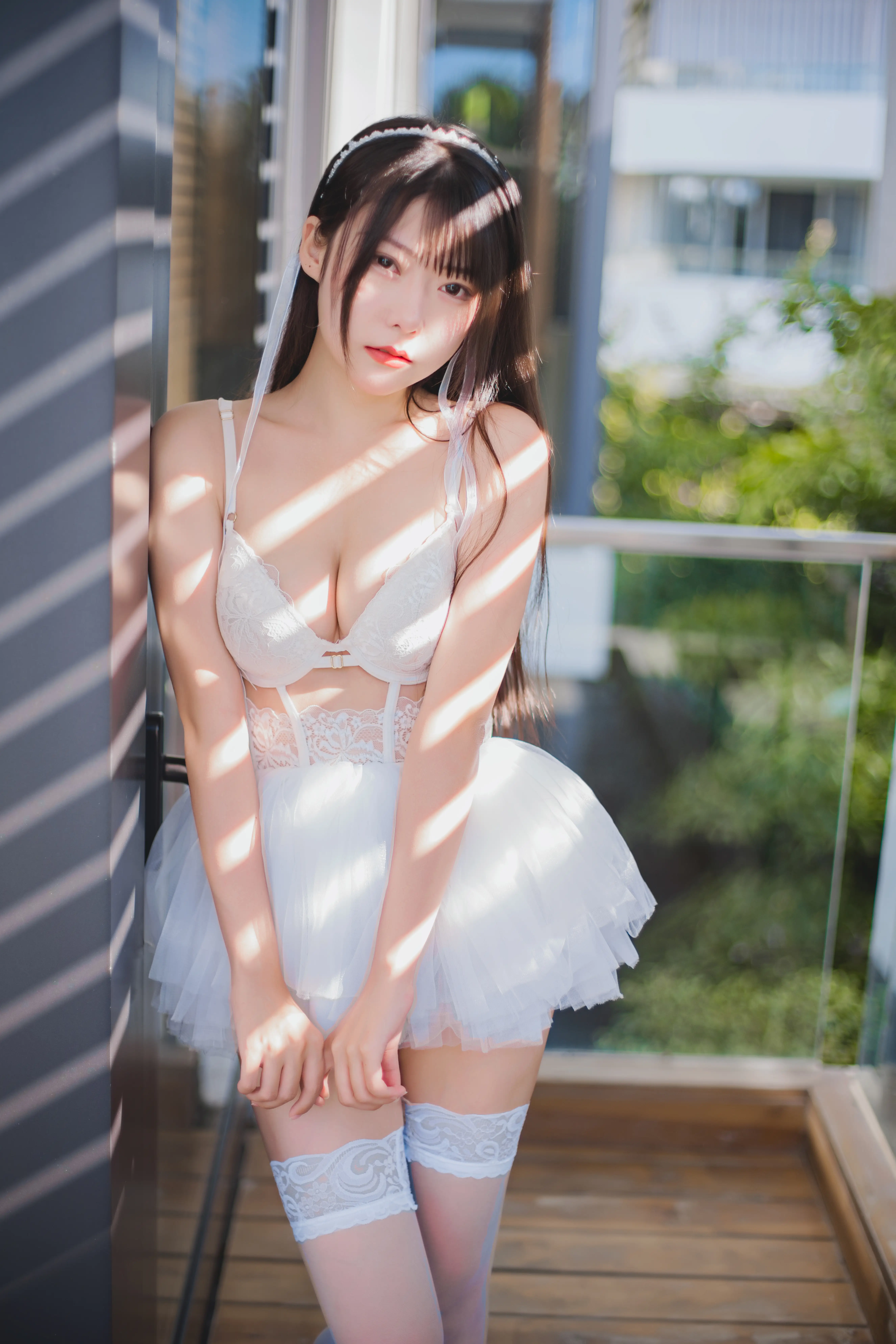 [COSPLAY] Vanilla Meow Lulu - NO.040 Yangzhi Nilu White Gauze Skirt [48P1V-1.22GB]