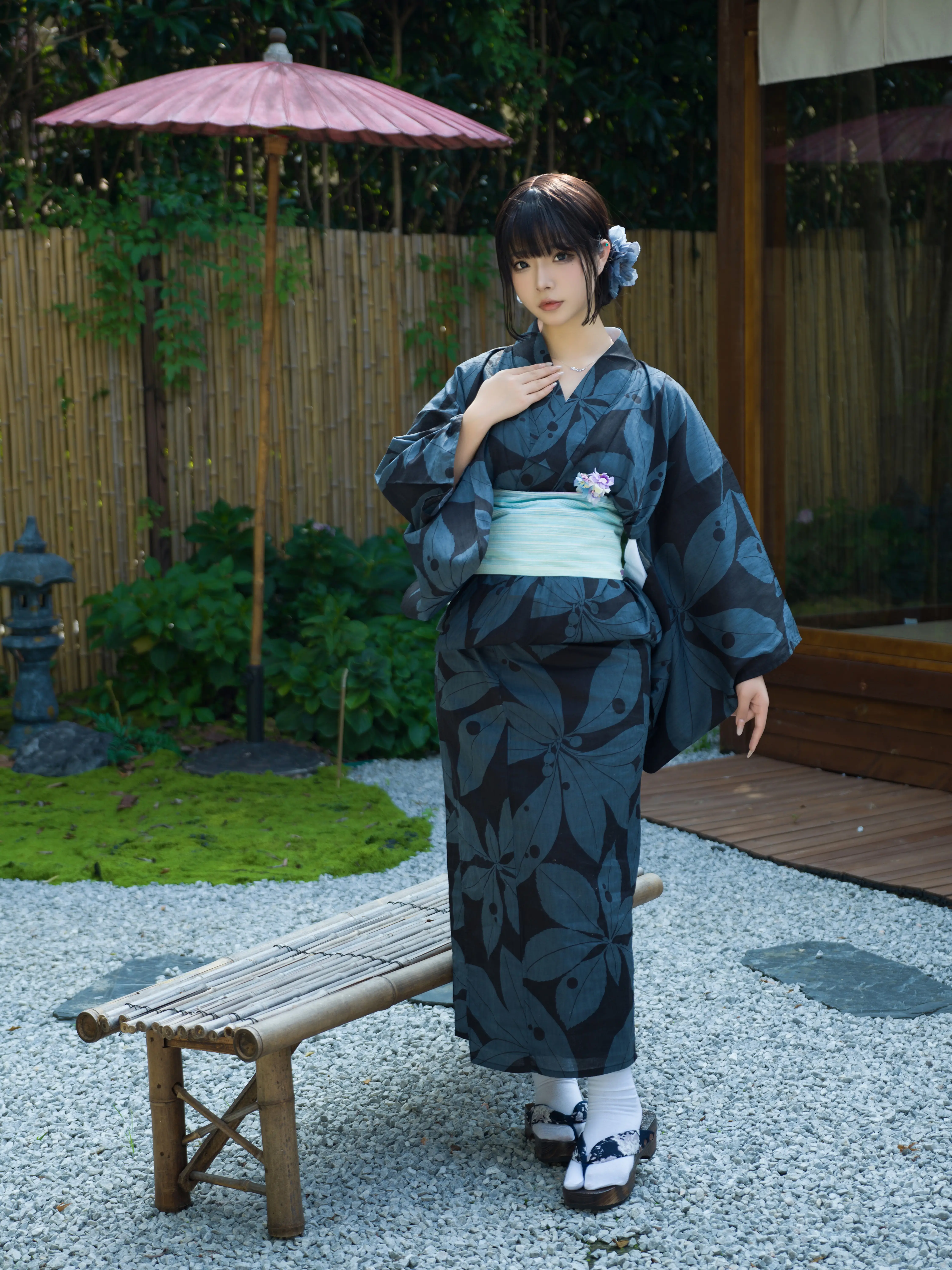 [COSPLAY] yuuhui Yuhui - NO.042 The favorite in the courtyard [117P3V-2.08GB]