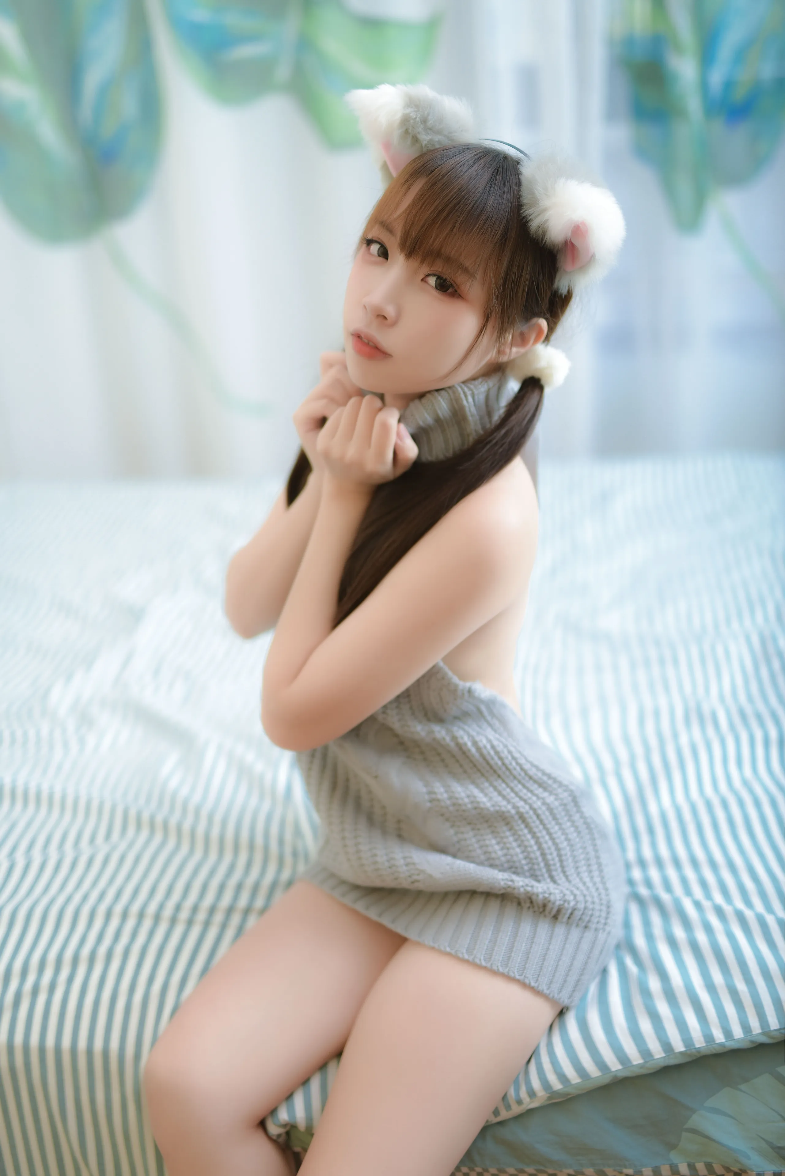 [Cosplay] Nisa Nisa - NO.011 Pet Girl Private Backless Sweater [17P-37MB]
