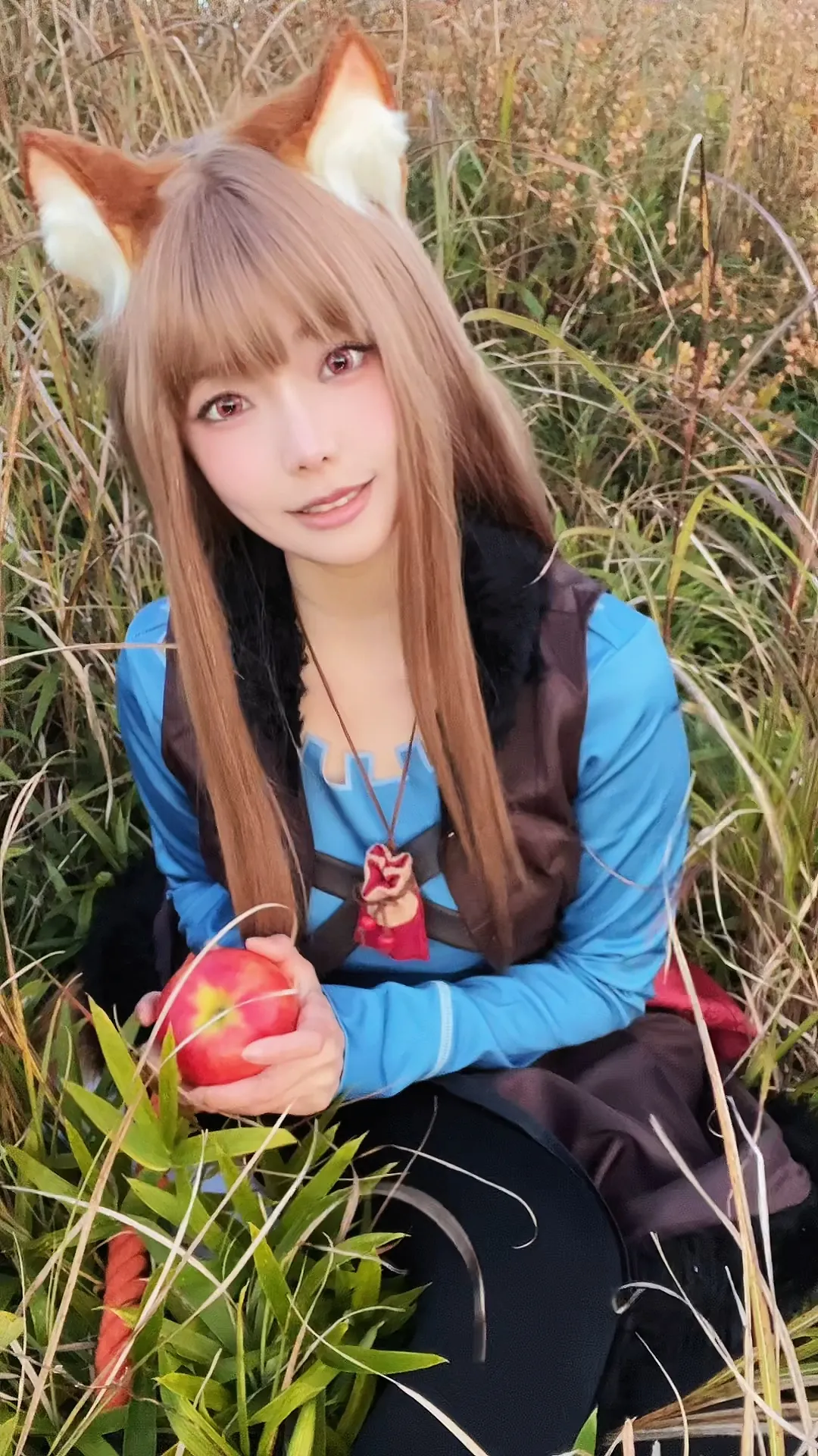 [COSPLAY] B-Soft Glow Wolf and Warm Sun [52P1V-192MB]