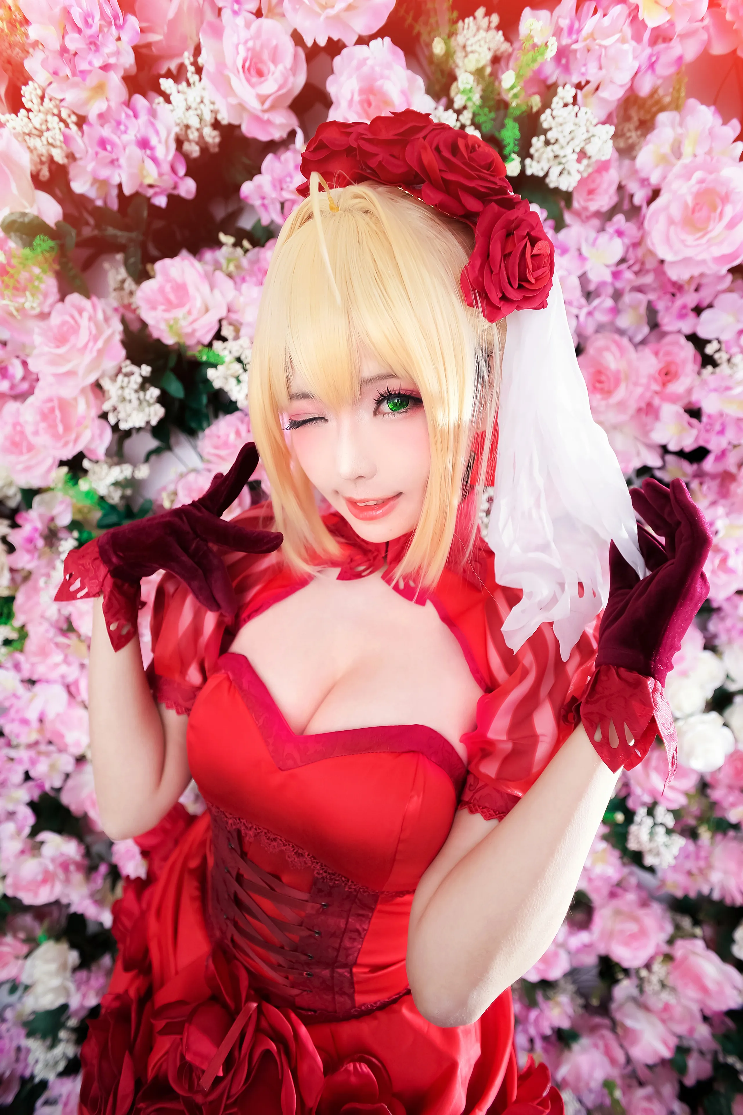[COSPLAY] ElyEE - NO.065 Nero - Red Rose [12P-62MB]