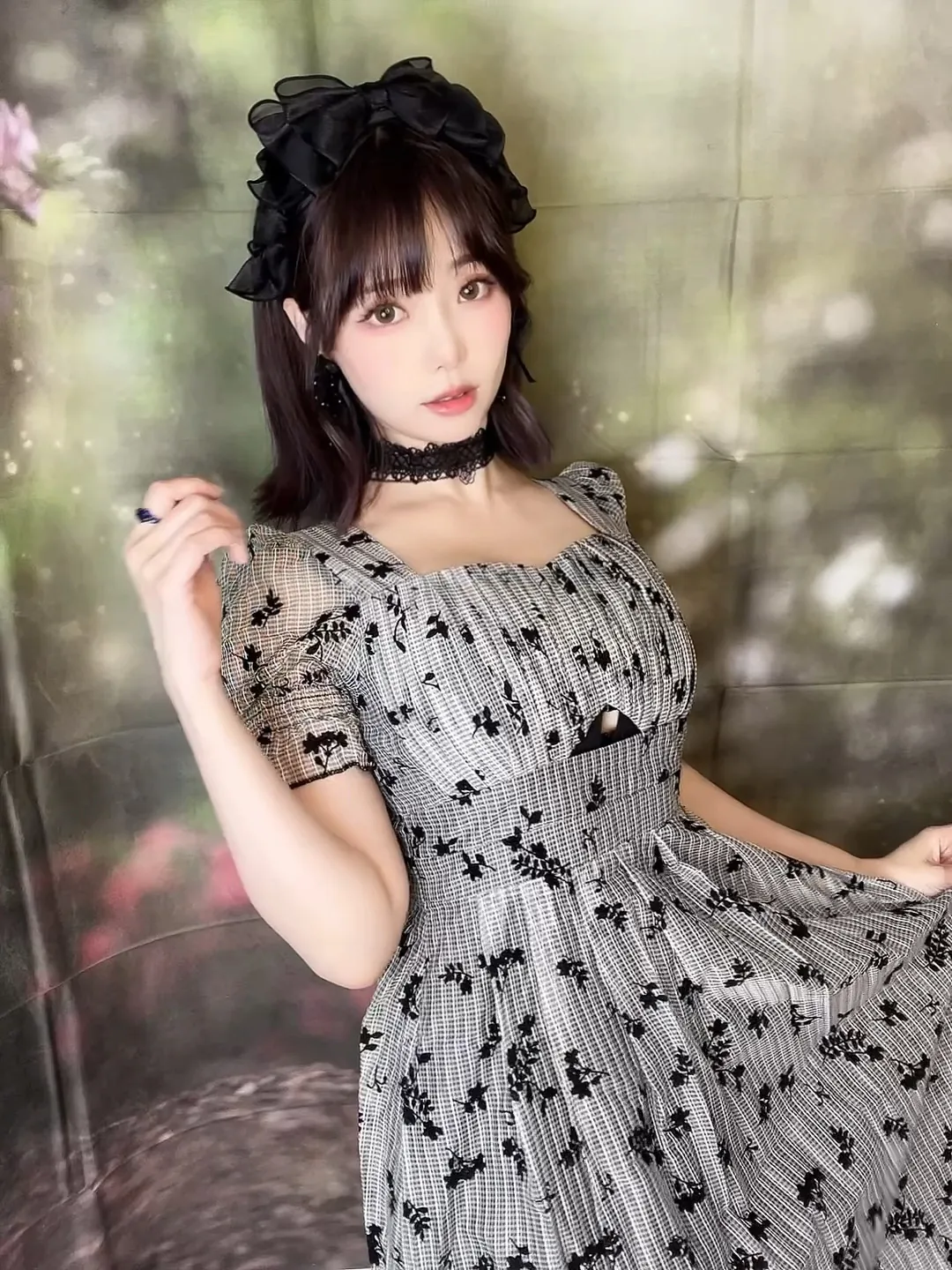 [COSPLAY] ElyEE - NO.139 2024 Aug Tier A Roses After the Rain [30P1V-115MB]