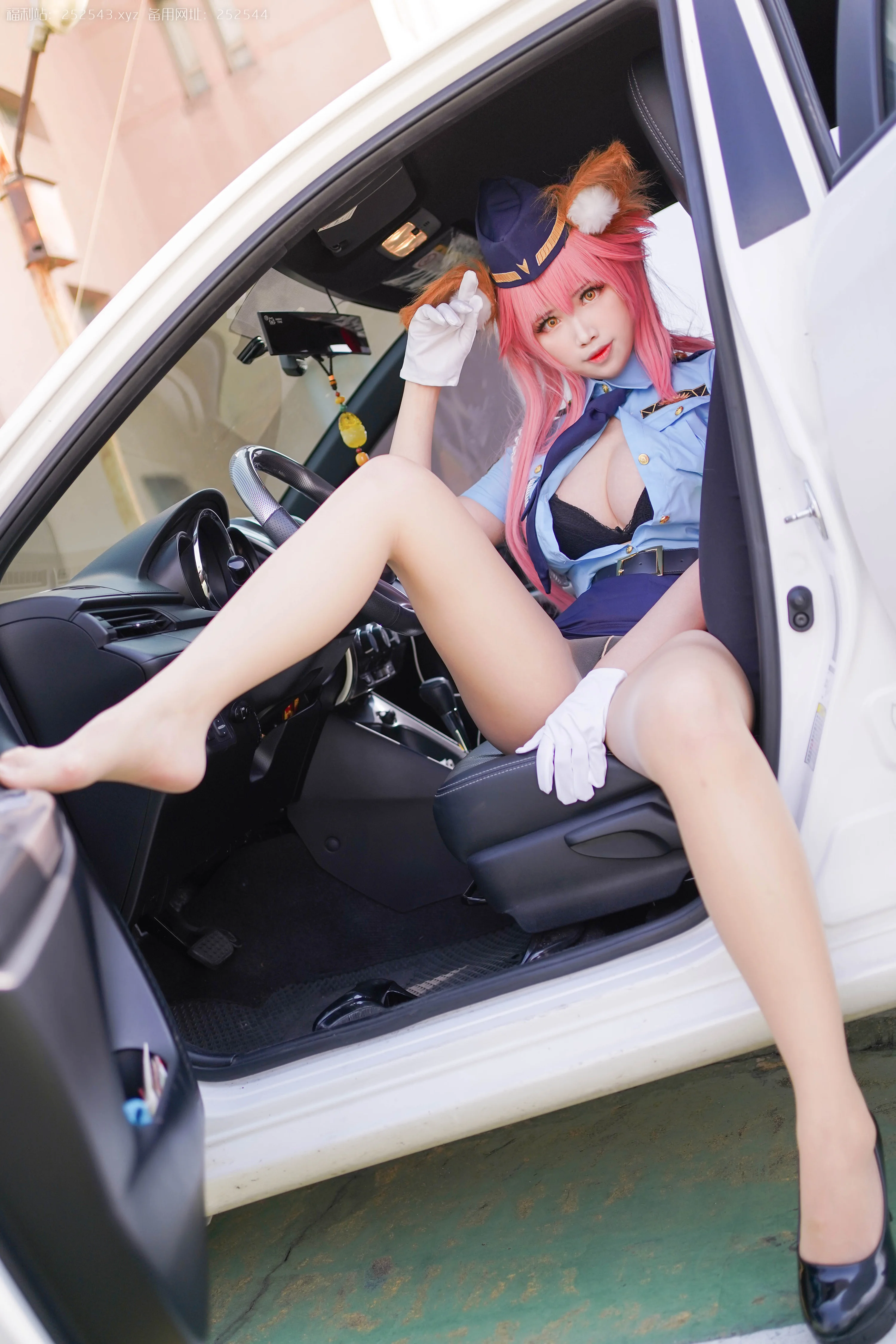 Ảnh trong bộ sưu tập Kaya Huang Tamamo Police