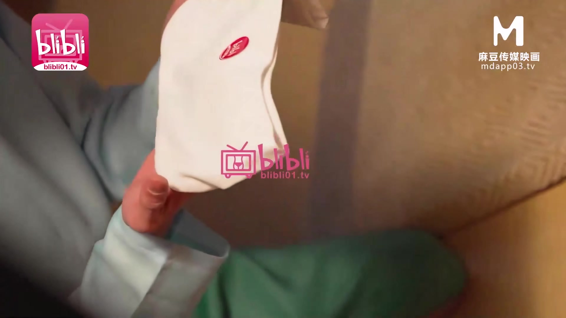 [ChinaAV] MDX-0236-02 Người yêu thời thơ ấu dâm dục 3P-Shen Nana