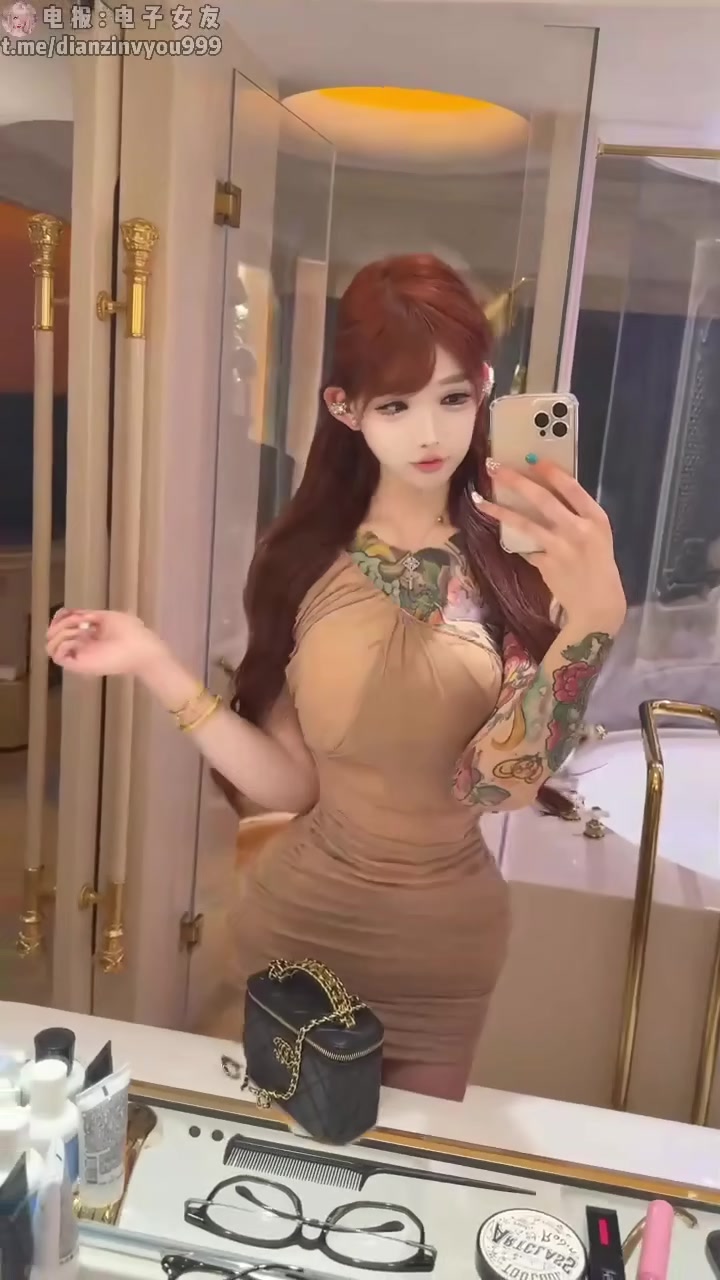 [ChinaAV] Ngày 7 tháng 11(2)