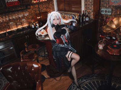 [Cosplay] Guaxijiang - NO.053 Azur Blue Route Prince Eugen is intoxicated at night [20P-150MB]