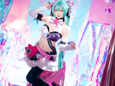 Star of the Dragon - NO.211 July 2024 Plan B Miku Hatsune Miku Meus Run [73P1V-2.23GB]