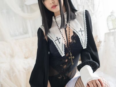 [COSPLAY] Wenmei is unreasonable - NO.029 Wenmei is unreasonable and dangerous prayer Nun [34P-353MB]