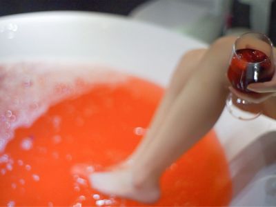 [COSPLAY] Muhualinlin is a brave man - NO.079 Take a bath! Vampire Chapter [6P2V-186MB]