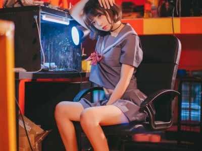 [COSPLAY] Crazy Catss - NO.004 The imprisoned girl [44P-57.5MB]