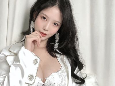 [COSPLAY] You are so old, it would be a pity not to be my secretary