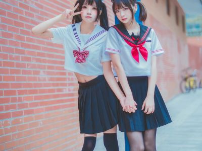 [COSPLAY] Crazy Catss - NO.023 Huahua Online & Chapterss_JK Lily 2 [33P-393MB]