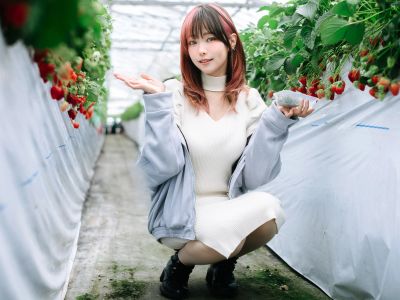 [COSPLAY] 202503 - A_Strawberry Picking Date