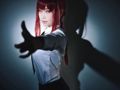 [COSPLAY] Makima Suit