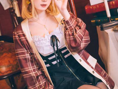 Frost Moon Shimo NO.048 Watson Amelia [11P-308MB].zip