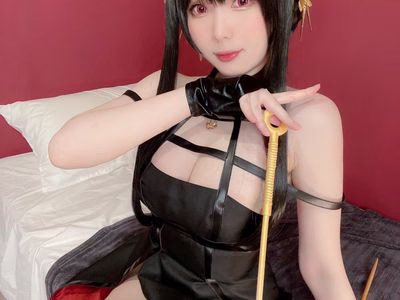 Frost Moon Shimo NO.076 Yor Forger [24P-46MB].zip