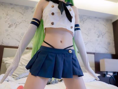 072 Girl Movie Island & CC [69P-1V 113.79 MB].zip