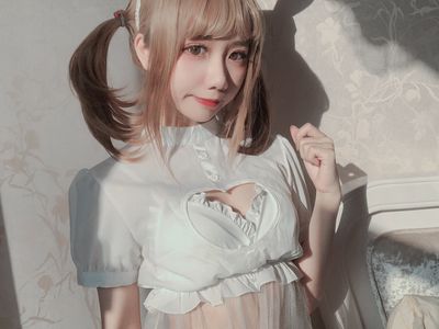 Guomeijiang w NO.015 Rabbit Nurse [12P-63MB].zip