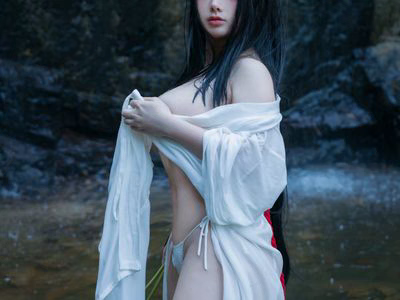 NO.008 God-Witch [38P-333MB].zip