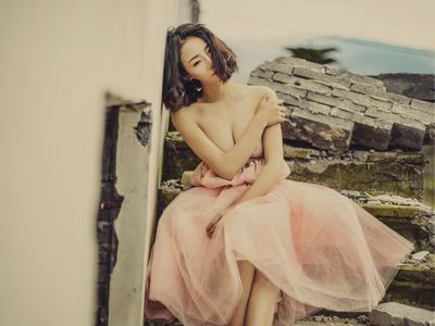 [GIRLT Fruit Network] Submissions 2017.06.29 TG018 Show off her beautiful back and her plumage trembles in a vacuum.